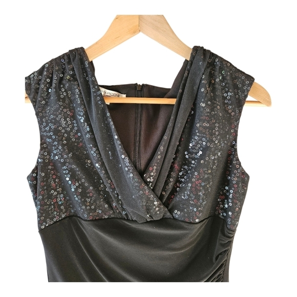 Evan Picone Black Ruched Sheath Dress - Picture 3 of 4